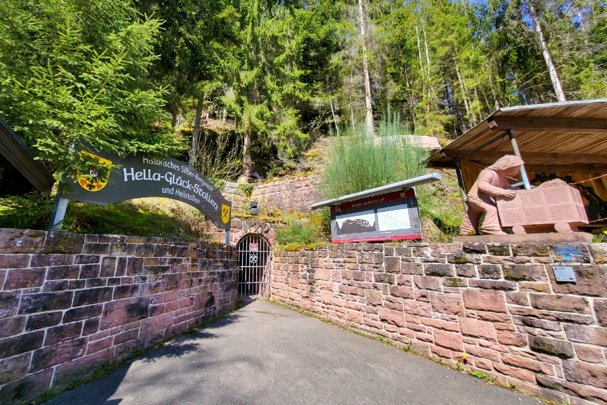 Eingang des historischen Besucherbergwerk